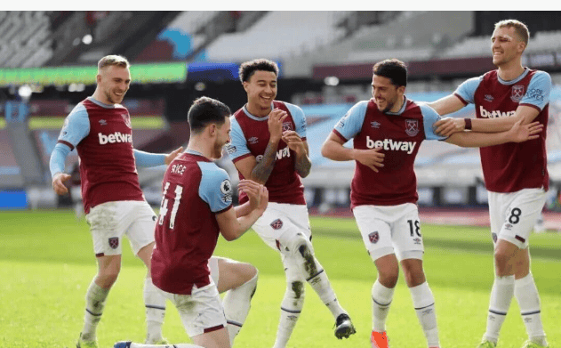 库有引力？美媒：本赛季库里不在场队友三分命中率骤降