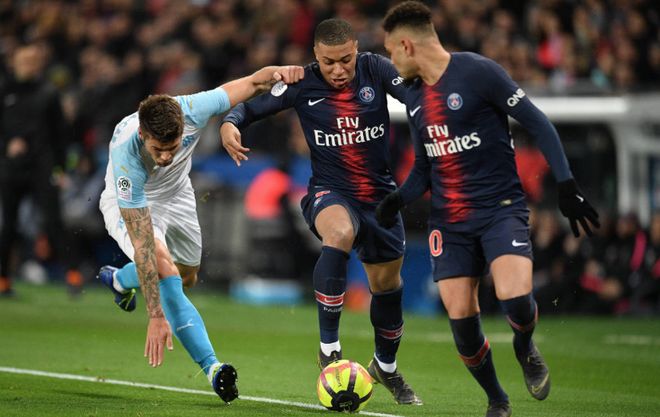 完胜河南队，北京国安第5次登顶足协杯：击败渴望创造历史的黑马，球队期望一扫阴霾