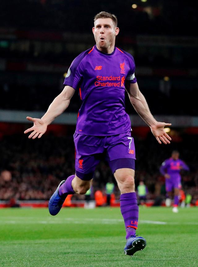 官方：今夏加盟维拉的19岁后卫厄兹詹租借加盟安德莱赫特