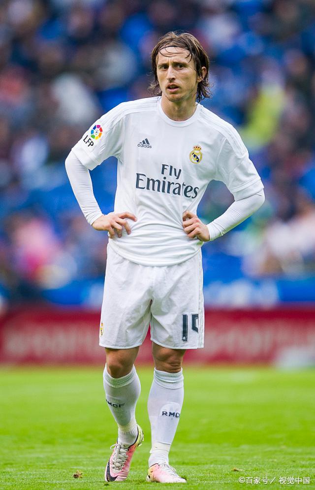 湖人替补球员发挥出色，贡献关键数据