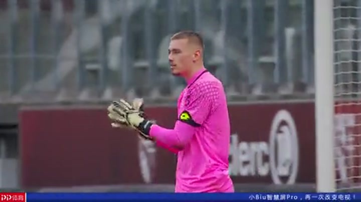 信使报：拜仁二队中场哈维尔-费尔南德斯已被推荐给拉齐奥