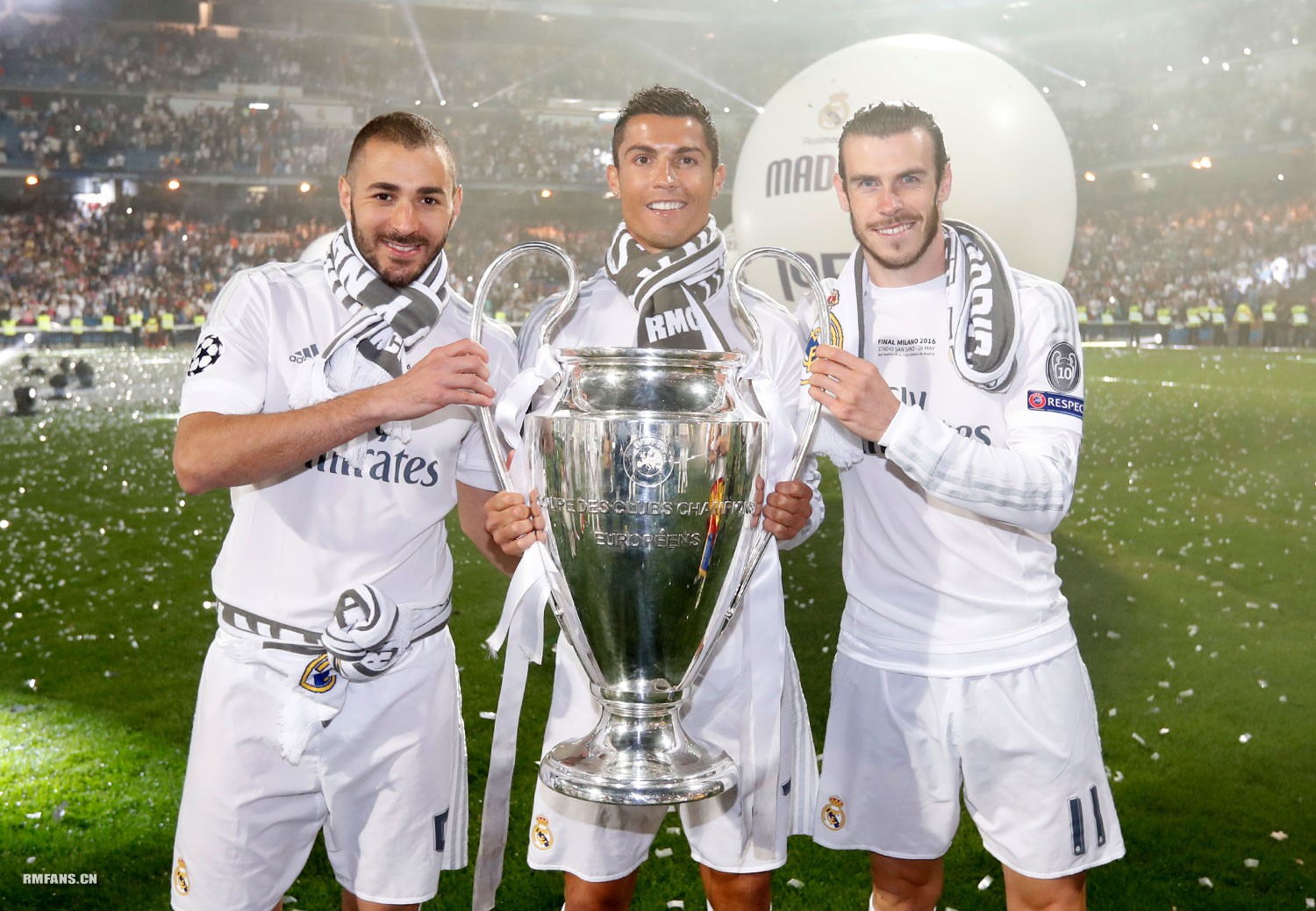 阿斯：沙特正在大力追求莱万，芝加哥火焰也想引进他（阿斯：沙特重金求购莱万，芝加哥火焰也在争夺）